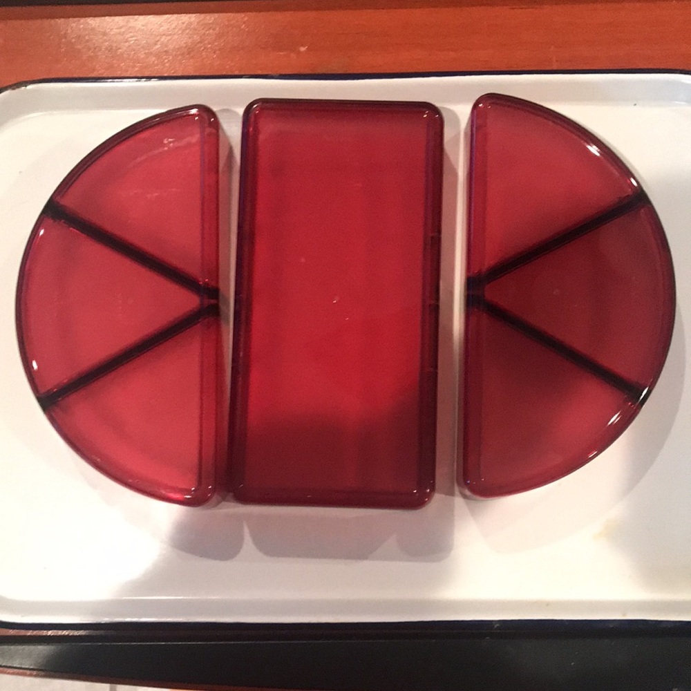 Tupperware Divided Tray - Picture 6 of 13
